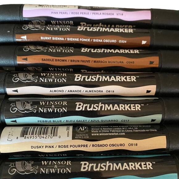 Winsor & Newton 12 Piece Brushmarker Various Colors pre owned - Picture 4 of 5